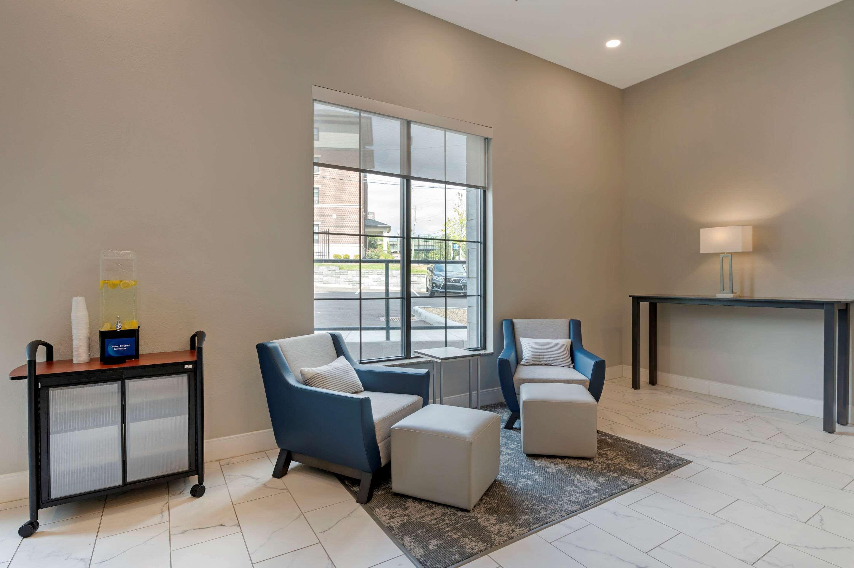 Mainstay Suites Cincinnati University - Uptown المظهر الخارجي الصورة