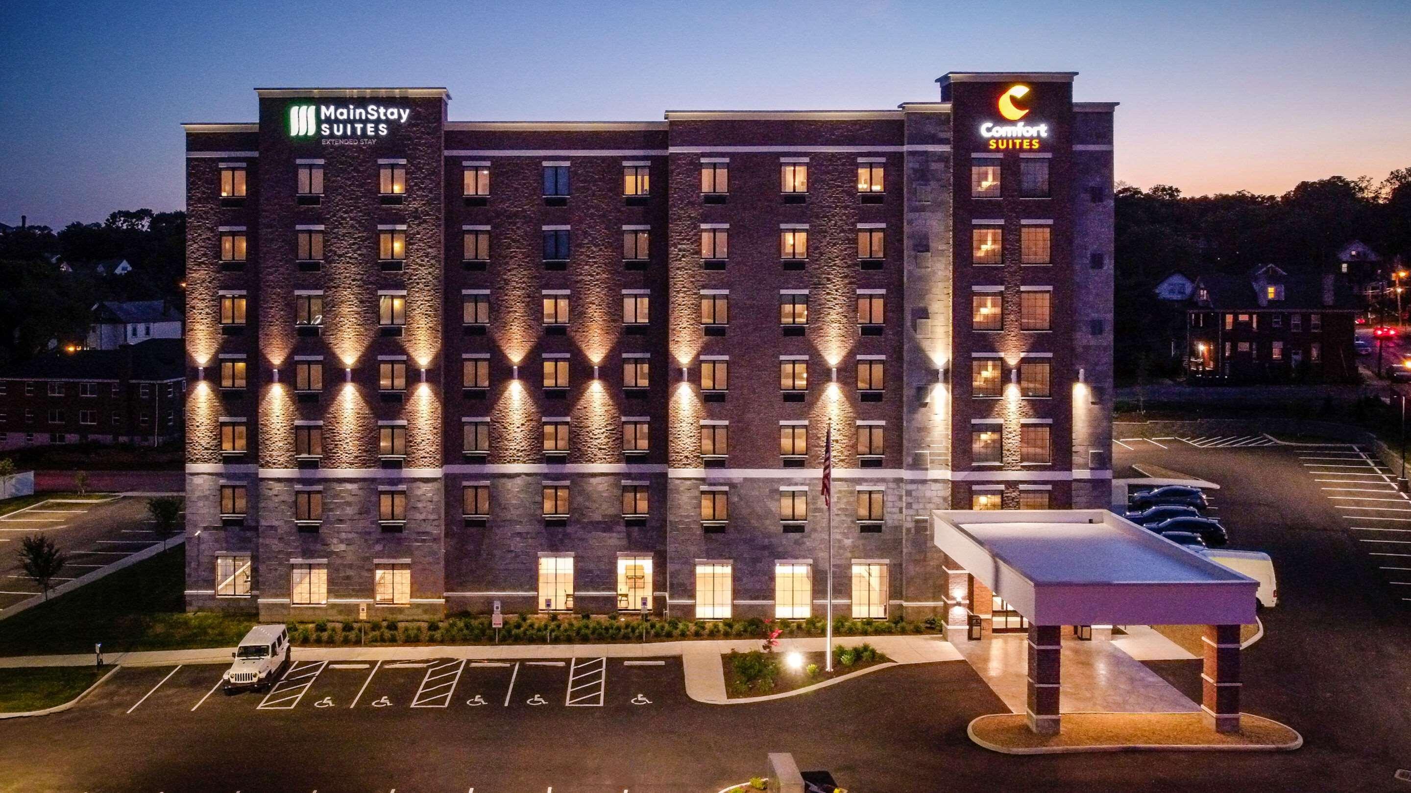 Mainstay Suites Cincinnati University - Uptown المظهر الخارجي الصورة